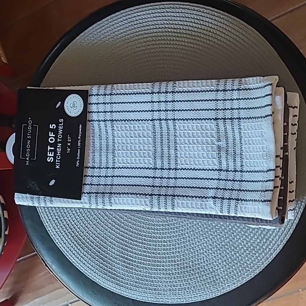 Madison Studio Kitchen Towel Set